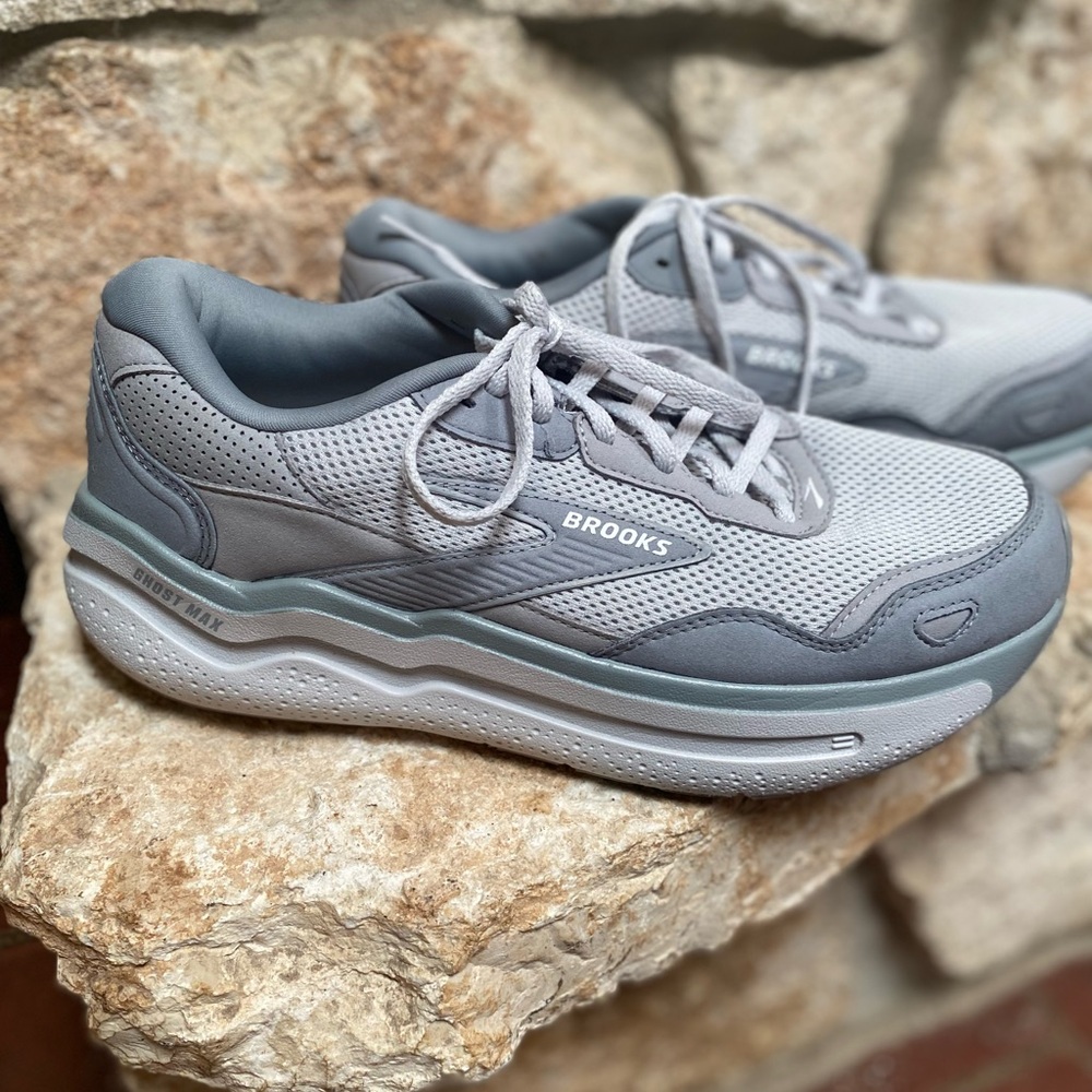 Brooks Gray Performance Sneakers with Cushioned Midsole